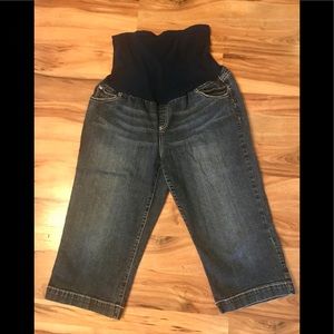 American Star Maternity Capri Jeans